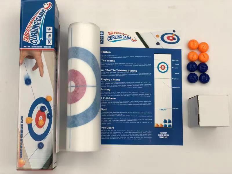 Desktop Mini Curling Igra Za Obiteljske Zabave — Interaktivna unutarnja stolna igra; Materijal: netkani tekstil + plastika; Razvija koordinaciju ruka-oko; Dobna skupina: 4–60 godina