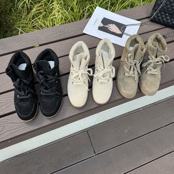 Γυναικεία πεζοπορικά αθλητικά παπούτσια με σουέν επάνω μέρος, κορδόνια, μεσαίου ύψους, επένδυση από συνθετικό δέρμα, σόλα από τένοντα βοηδινού