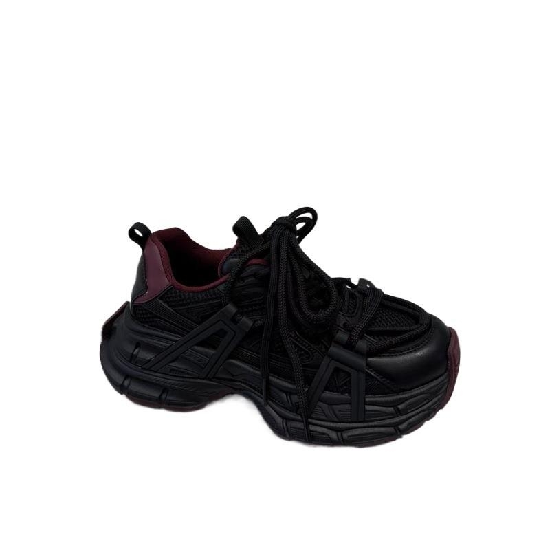 Ženski dad sneakers s vezicama, debela potplat od gumene pjene, gornji dio od umjetnog pliša, latex uložak, srednja visina pete 3–5 cm