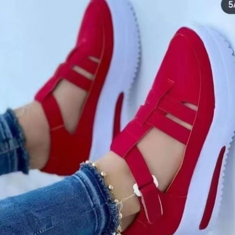 Sportske casual tenisice s Velcro zatvaranjem, klinasti pet 3–5 cm, gornji dio od tkanine, okrugla špička