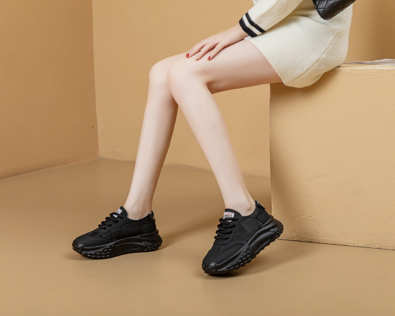 Pantofi damă cu platformă, partea superioară din piele dublă, vârf rotund, toc de 6–8 cm, masaj, deodorare și absorbție a șocurilor, pentru toamnă și iarnă