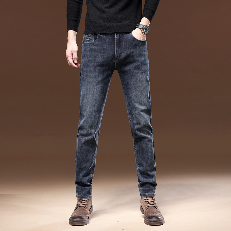 Muške traperice s fleec podrškom, slim-straight kroj, srednji porast, elastične, zatvarač na zipu