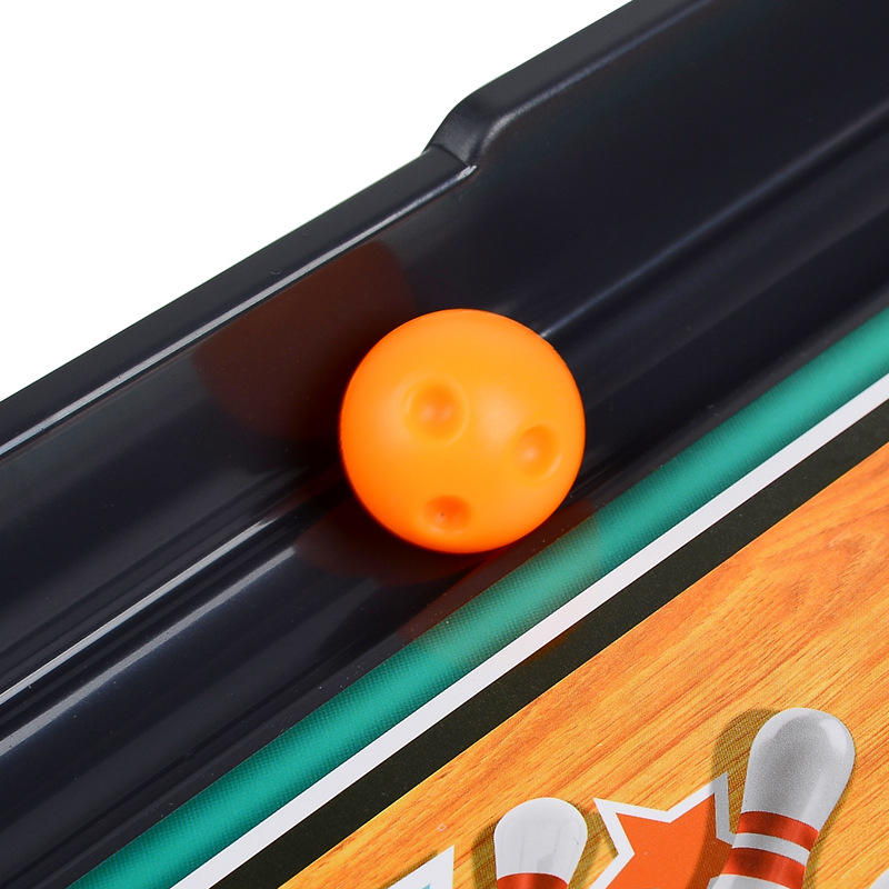 Joc de bowling pe masă pentru copii — plastic, pentru interior, vârsta 4–6 ani, ambalaj cu cutie colorată, certificare 3C: 2020152205029667.
