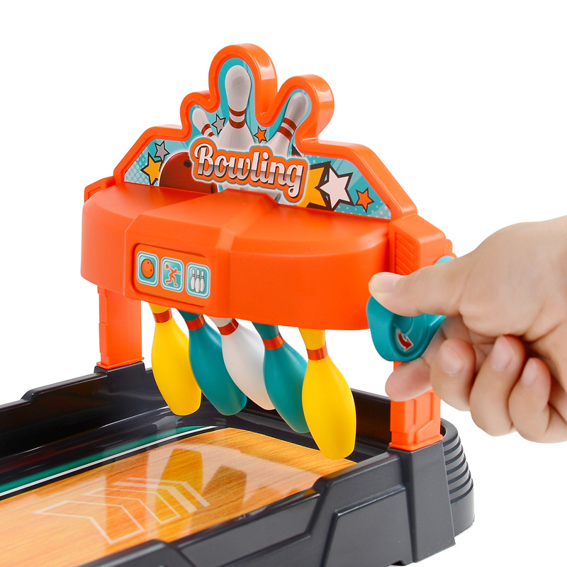 Joc de bowling pe masă pentru copii — plastic, pentru interior, vârsta 4–6 ani, ambalaj cu cutie colorată, certificare 3C: 2020152205029667.