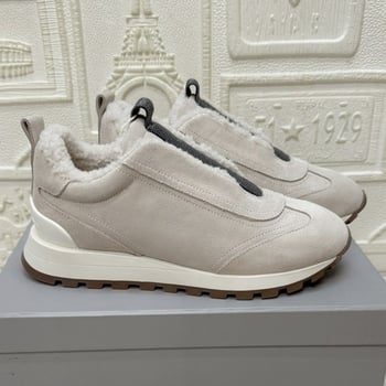 Γυναικείες χειμερινές αθλητικές casual παπούτσια με επάνω μέρος από σουέ και επένδυση από μαλλί, λεπτομέρεια με αλυσίδα με χάντρες, στρογγυλή μύτη, slip-on με σόλα καουτσούκ για απορρόφηση κραδασμών