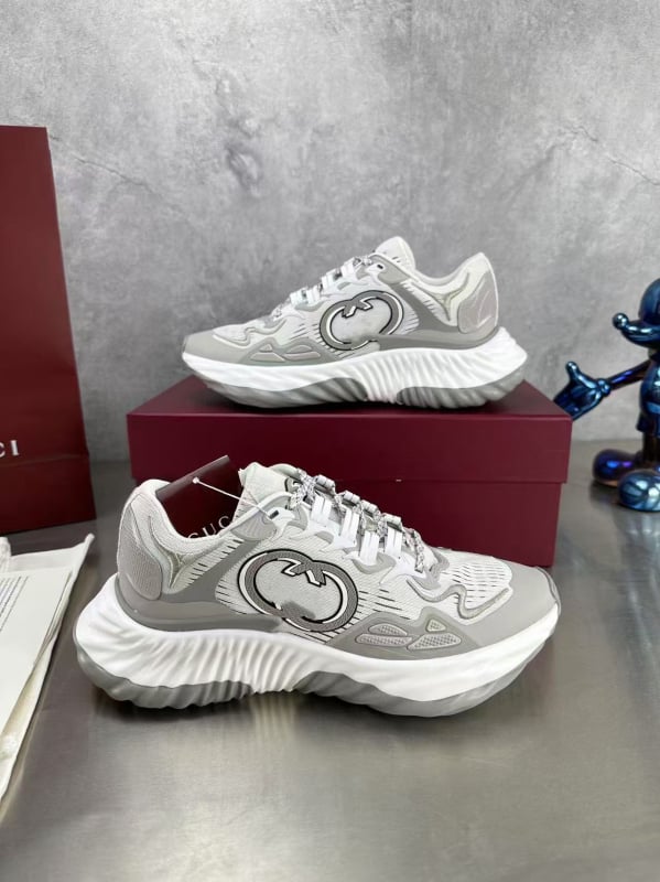 Ανδικο-γυναικεία αθλητικά με πλατφόρμα, χοντρή σόλα, κύματα-ριγές σχέδιο, κορδόνια, άνω μέρος από δέρμα προβάτου