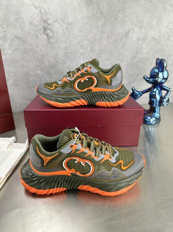 Ανδικο-γυναικεία αθλητικά με πλατφόρμα, χοντρή σόλα, κύματα-ριγές σχέδιο, κορδόνια, άνω μέρος από δέρμα προβάτου