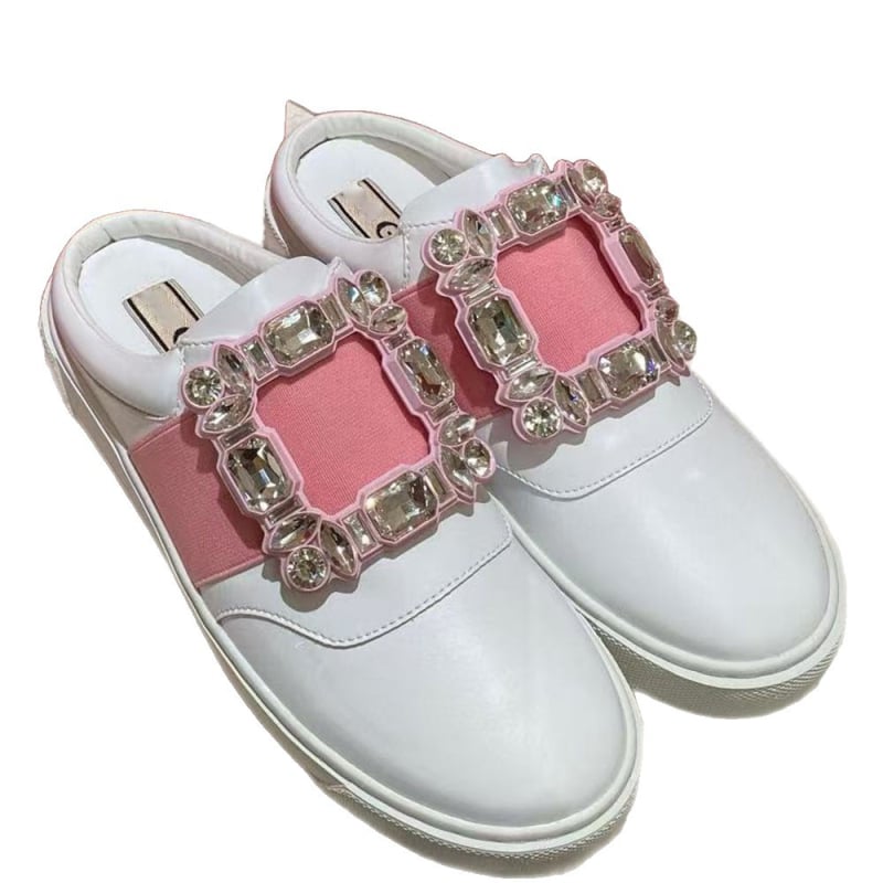 Γυναικεία slip-on επίπεδα παπούτσια με επάνω μέρος από δέρμα βοοειδών, καουτσούκ σόλα, στρογγυλή μύτη, πάτος λατέξ