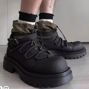 Unisex kožne čizme s debelim gumom na potplatu, gornji dio od telećeg kože, prednje vezivanje, visina pete 3-5 cm