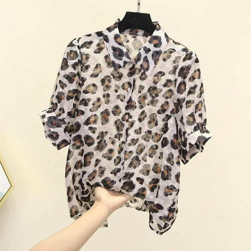 Ženska košulja s leopard printom, šifon/poliester tkanina, Polo ovratnik, kratki rukavi, gradski ležerni stil