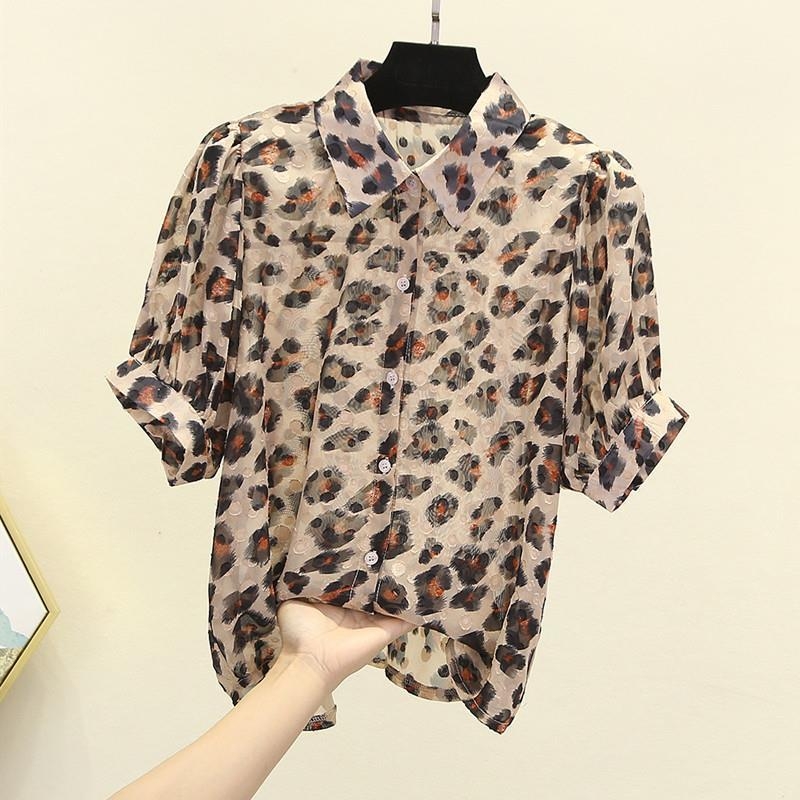 Ženska košulja s leopard printom, šifon/poliester tkanina, Polo ovratnik, kratki rukavi, gradski ležerni stil