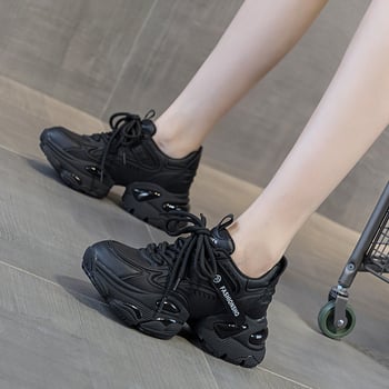 Γυναικεία παπούτσια πλατφόρμα με αερόσολα, με στρογγυλή μύτη, πάνω μέρος από ειδικό ύφασμα και δέρμα, μπροστινό κορδόνι κλείσιμο, ύψος φτέρνας 6–8 cm, χειροποίητα