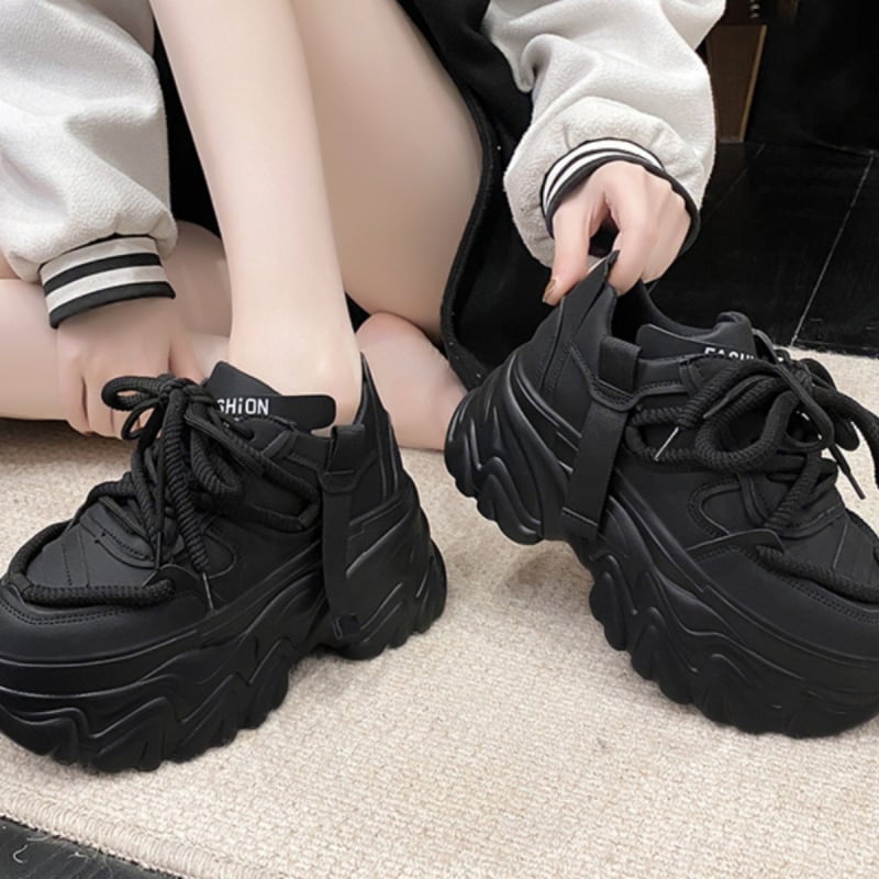 Γυναικείια παπούτσια Dad Shoes, με κορδόνια, επάνω μέρος από τεχνητή γούνα, εσωτερικός πάτος από μαλλί, σόλα πολυουρεθάνης