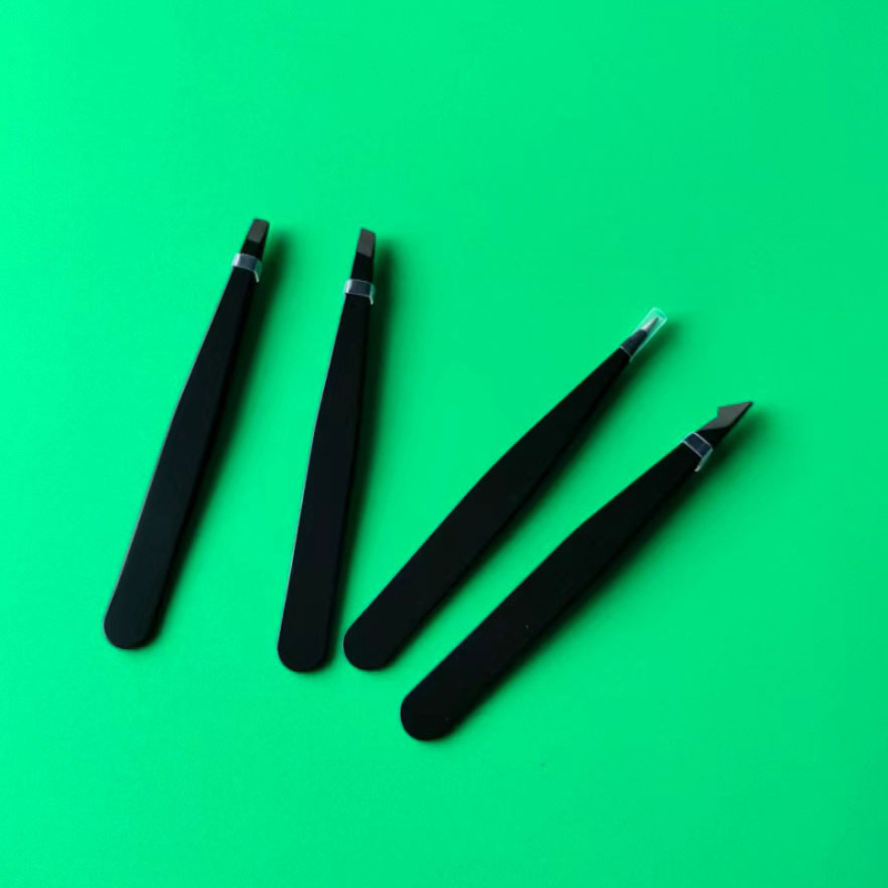 Pensete pentru sprâncene din oțel inoxidabil – set de patru cu vârfuri înclinate și vârfuri cu cârlig