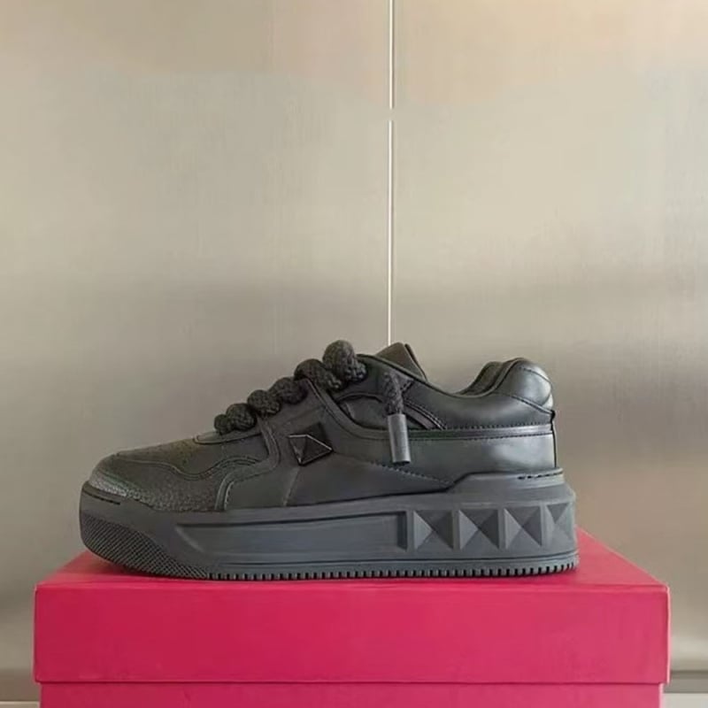 Унисекс спортни ежедневни обувки с повдигаща подметка, кожен горен слой, гумена подметка, стелка от овча кожа, връзки