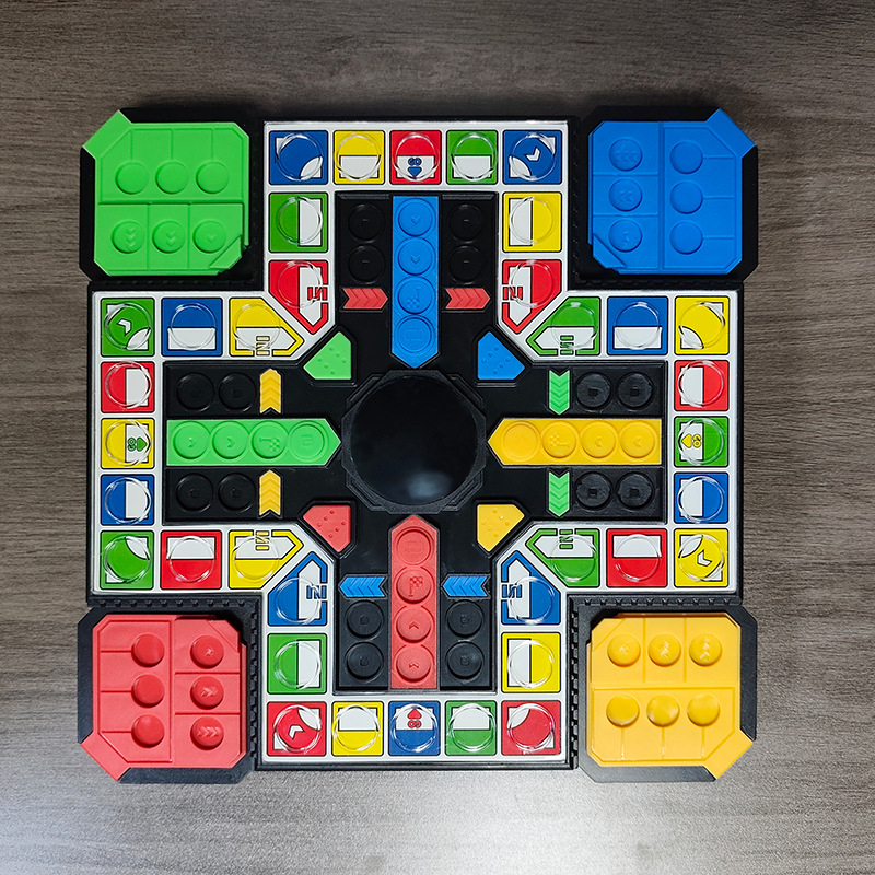 Joc electronic de șah zburător — interactiv pentru părinți și copii, dezvoltă inteligența și coordonarea mână-ochi (Material: ABS, Vârsta 7–14 ani, Interactiv)