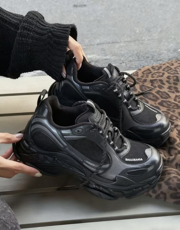 Дамски обувки dad shoes с мека кожена горна част и плат, 3–5 см височина на тока, предно връзване, подплата от изкуствен плюш