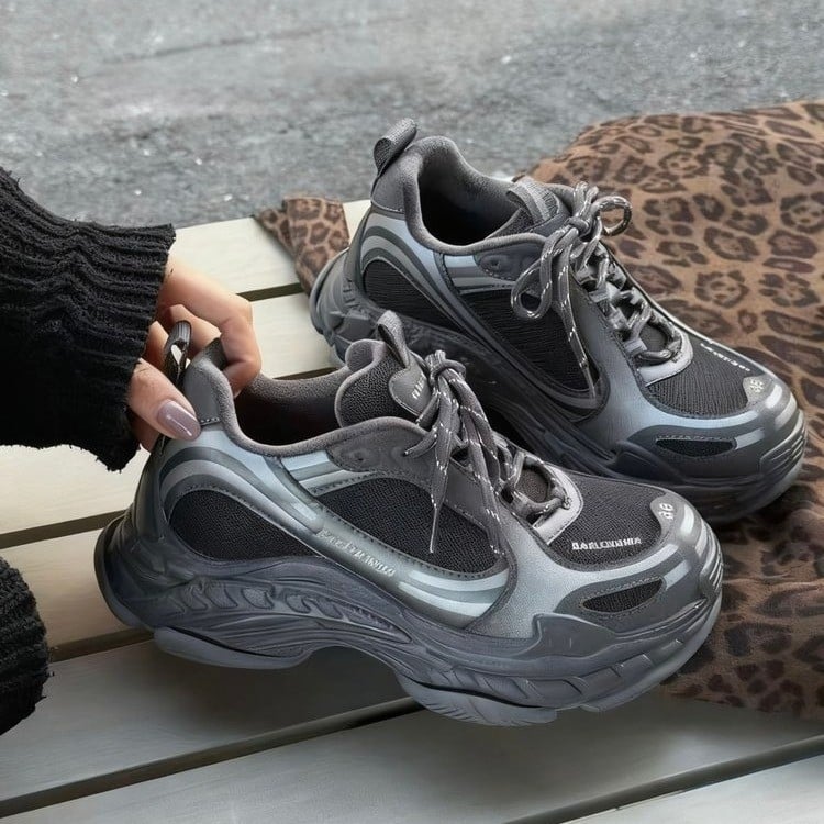 Дамски обувки dad shoes с мека кожена горна част и плат, 3–5 см височина на тока, предно връзване, подплата от изкуствен плюш