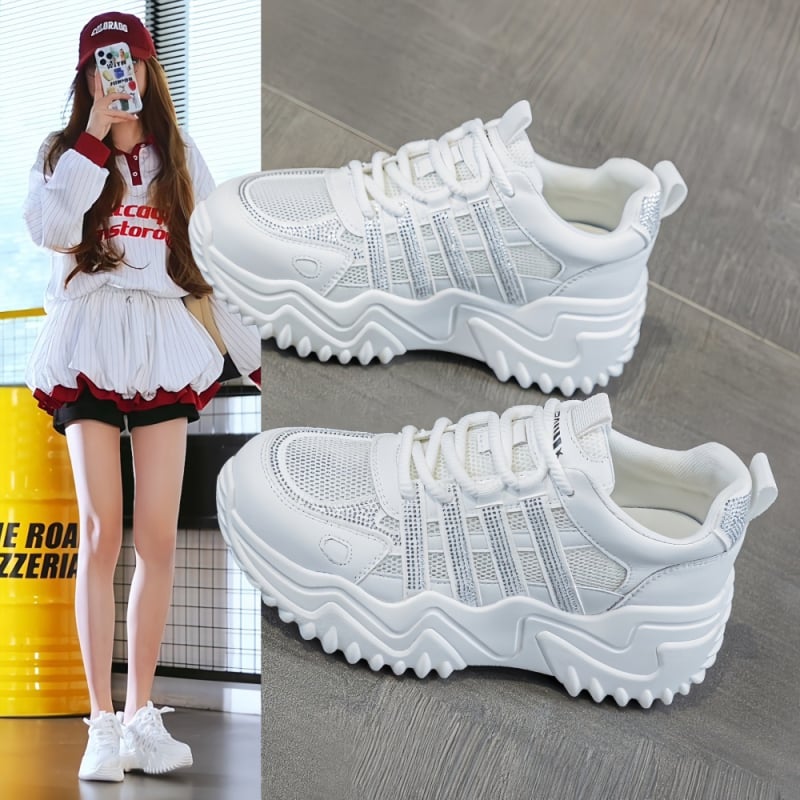 Γυναικεία αθλητικά παπούτσια με φαρδύ πάτο, πλέγμα επάνω, σόλα πολυουρεθάνης, μεσαίο ύψος φτέρνας 3–5 cm, κλείσιμο με κορδόνια