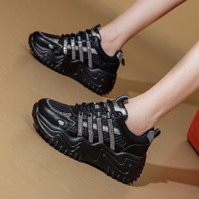 Γυναικεία αθλητικά παπούτσια με φαρδύ πάτο, πλέγμα επάνω, σόλα πολυουρεθάνης, μεσαίο ύψος φτέρνας 3–5 cm, κλείσιμο με κορδόνια