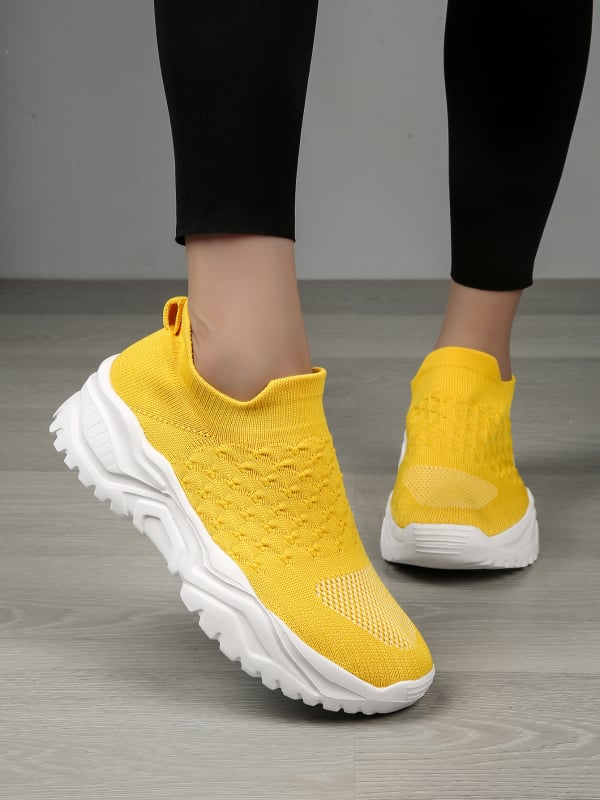 Γυναικεία ανάλαφρα παπούτσια από δίχτυ, χωρίς κορδόνια, με EVA σόλα και μεσαίο ύψος τακουνιού 3–5 cm