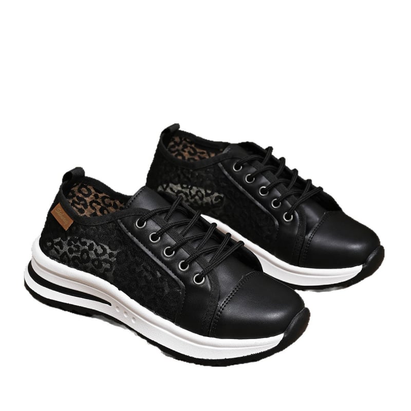 Γυναικεία αθλητικά παπούτσια από πλέγμα με κορδόνια, στρογγυλή μύτη, χαμηλό τακούνι και καουτσούκ σόλα