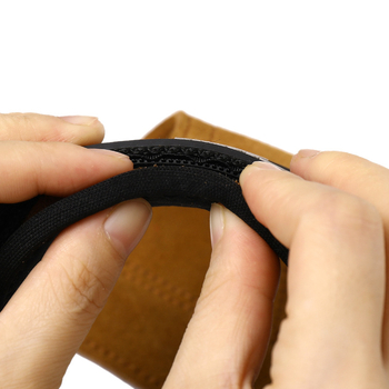 Bőr sport csuklóvédő edzéshez – támogatás húzódzkodáshoz és fekvenyomáshoz, csuklóvédő, 160 g/pár (Anyag: bőr; Védett területek: csukló; Kategória: csuklóvédő; Alkalmazási terület: sport és fitnesz)