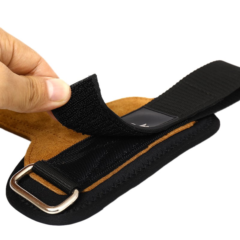 Bőr sport csuklóvédő edzéshez – támogatás húzódzkodáshoz és fekvenyomáshoz, csuklóvédő, 160 g/pár (Anyag: bőr; Védett területek: csukló; Kategória: csuklóvédő; Alkalmazási terület: sport és fitnesz)