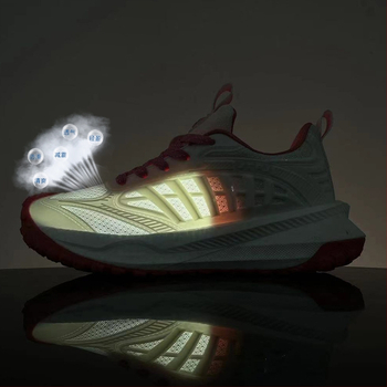 Unisex turistické tenisky s priedušnou sieťovinou vnútri, vrchný materiál textil + syntetická koža, PU stredná podrážka, EVA podrážka