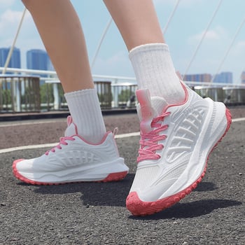 Unisex túrabakancs szellőző mesh belsővel, felsőrész textil + szintetikus bőr, PU középtalp, EVA talp