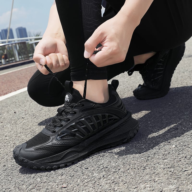 Unisex túrabakancs szellőző mesh belsővel, felsőrész textil + szintetikus bőr, PU középtalp, EVA talp