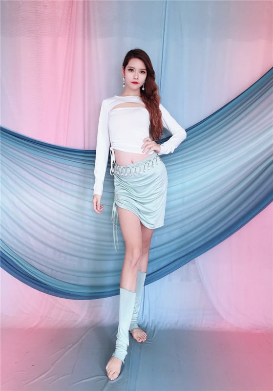 Női hastánc ruházati készlet – 2025 nyár, anyag: vászon, fő anyag összetevő: Egyéb (30–50%), másodlagos anyag: Egyéb, stílus: kínai, irodalmi retro, vasalásmentes