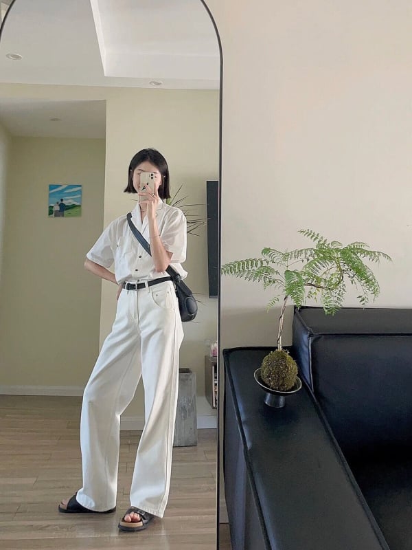 Farmernadrág, egyenes szárú, magas derekú, pamut-poliészter keverék, középmagasságú, mikroelasztikus