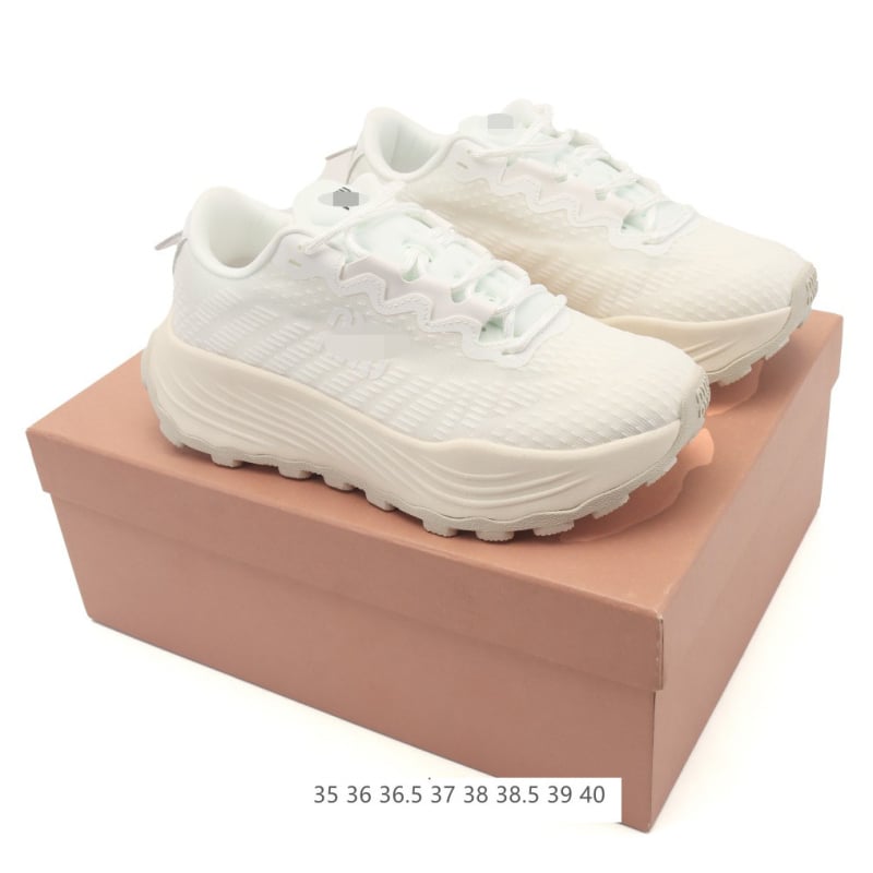 Унисекс спортни обувки с мрежеста горна част, EVA подметка, връзки, ток 1–3 см, отвор 7–11 см