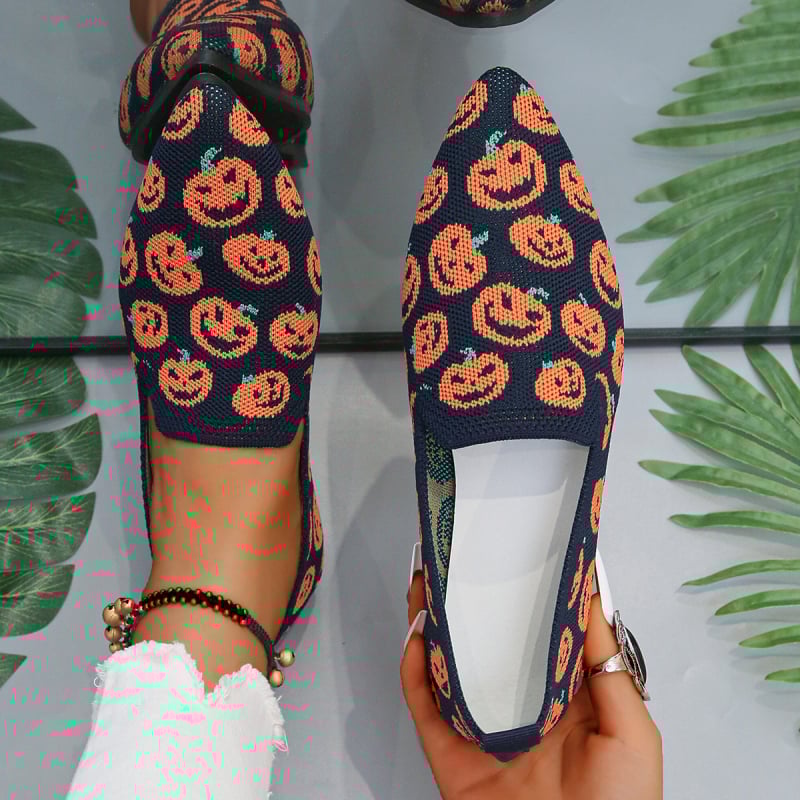 Női cipő, hegyes orrú, hálós felső, lapos talp, alacsony sarok 1–3 cm, légáteresztő PU belső talp, gumírozott talp