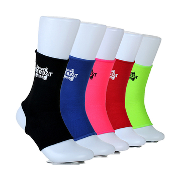 Taekabin Bokavédő ökölvívásra – poliészter rost, anti-entor, csúszásmentes