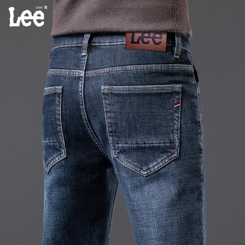 Férfi farmernadrág, koreai stílus, egyenes szabás, középmagasság, cipzár, kézzel rajzolt részlet