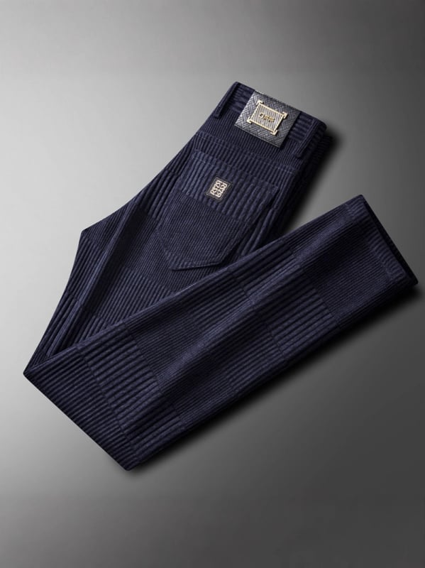 Férfi Jacquard egyenes nadrág, téli vastag anyag, középső derék, zip-fly, enyhe rugalmasság, poliészter keverék, jacquard mintázat