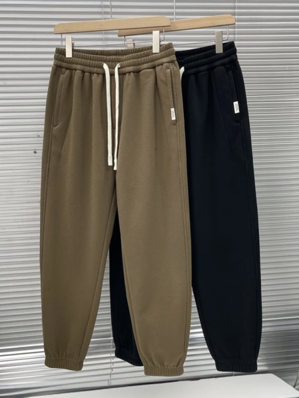 Férfi mindennapi egyenes nadrág, középmagas derekú, vast pamut, mikroelasztikus, tavasz–ősz