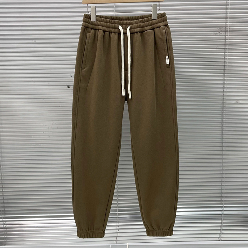 Férfi mindennapi egyenes nadrág, középmagas derekú, vast pamut, mikroelasztikus, tavasz–ősz