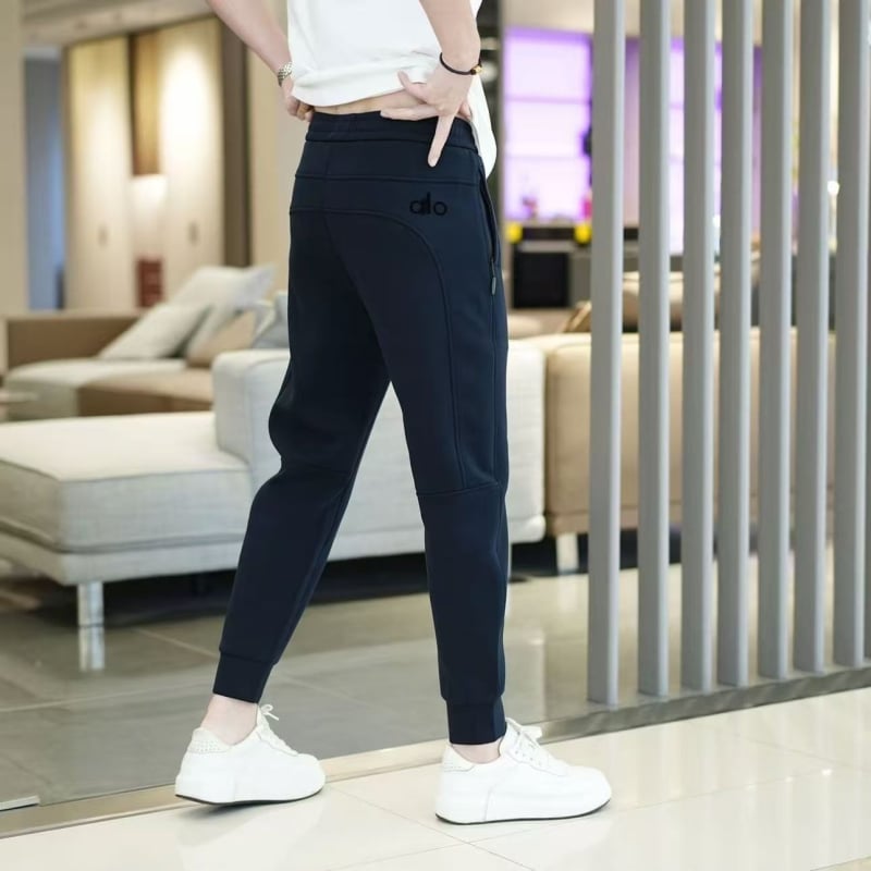 Férfi slim-fit sportos-napras nadrág csíkos mintával, magas derék, lélegző