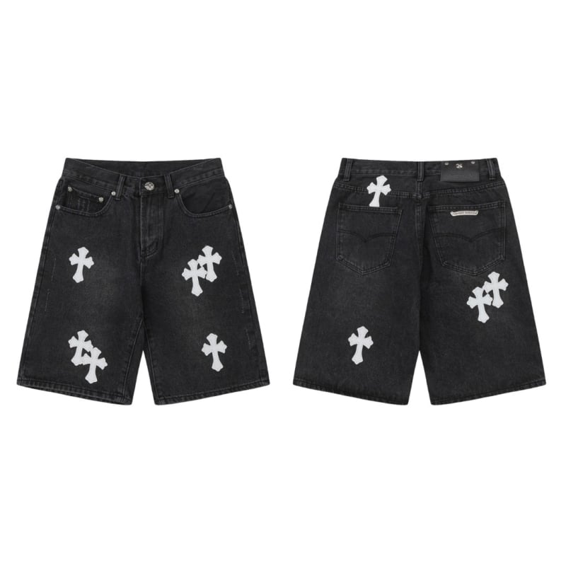 Rongyosított denim rövidnadrág kereszt hímzéssel, középmagas derekú, egyenes szabás, cipzáras zárás