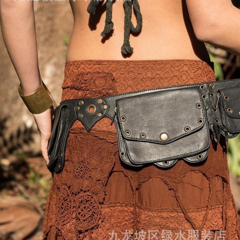 Retro övtáska felnőtteknek, gumitestű test, állítható derékszíj, cipzár és gombos zárás