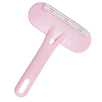 Kétoldalas elektrosztatikus szöszmentesítő kefe lepedőkért és plédeikért, állati szőr eltávolító, ruhák poroló – Anyag: műanyag • Márka Nah • Megjelenés: 2017 tavaszán