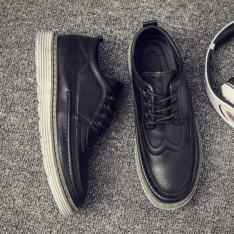 Férfi bőrből készült csizma – brit stílus, PU felső rész, gumírozott talp, EVA talpbetét, csúszásmentes