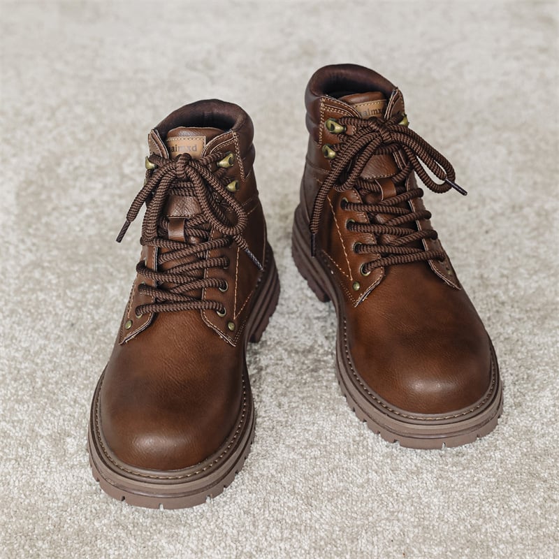 Uniszex bőrbakancsok - Két réteg marhabőr felsőrész, gumitalp, kerek orr, középmagas sarka 3–5 cm, elöl fűzőzárás, középmagas szár