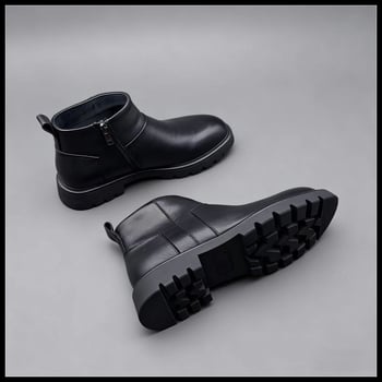 Férfi Chelsea bakancs első réteg borjúbőrből, középmagas szár, oldalsó cipzár, gumihab talp, közepes magasságú sarok (3-5 cm)