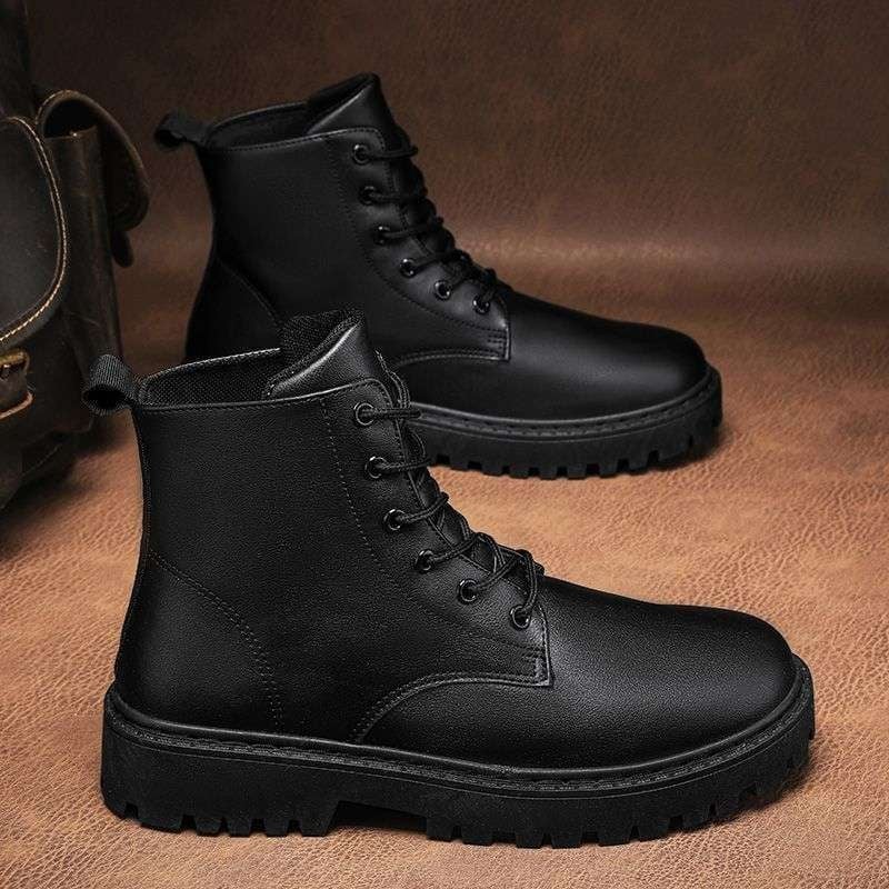 Férfiak magas bokacipője PU felsőrésszel, vízálló, csúszásmentes, gumitalp