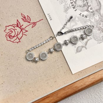 Női vintage virágos karkötő – réz, elektropolírozás, stílus: női, virágmotívum, tavasz 2025 bevezetés