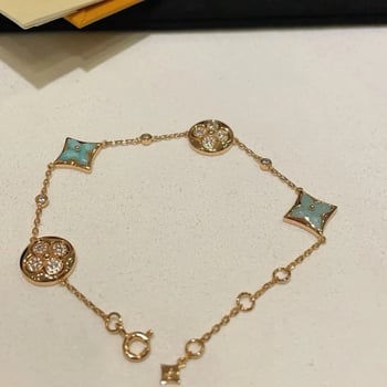 Réz alapanyagú rombusz formájú négylevelű karkötő, elektroplatolás, He Sheng márka, női kézi ékszer, 2025 nyár, személyes stílus